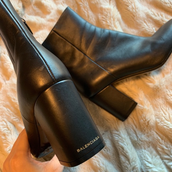 Balenciaga Leather Booties SZ 36 - Picture 1 of 12